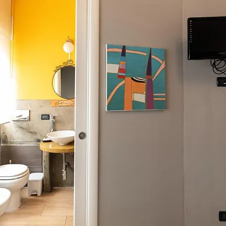 Montecarlo לינה וארוחת בוקר